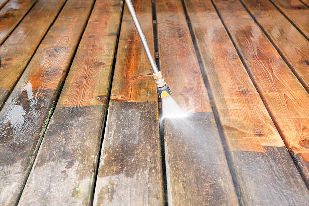 Best Deck Cleaning Services  in Crothersville, IN